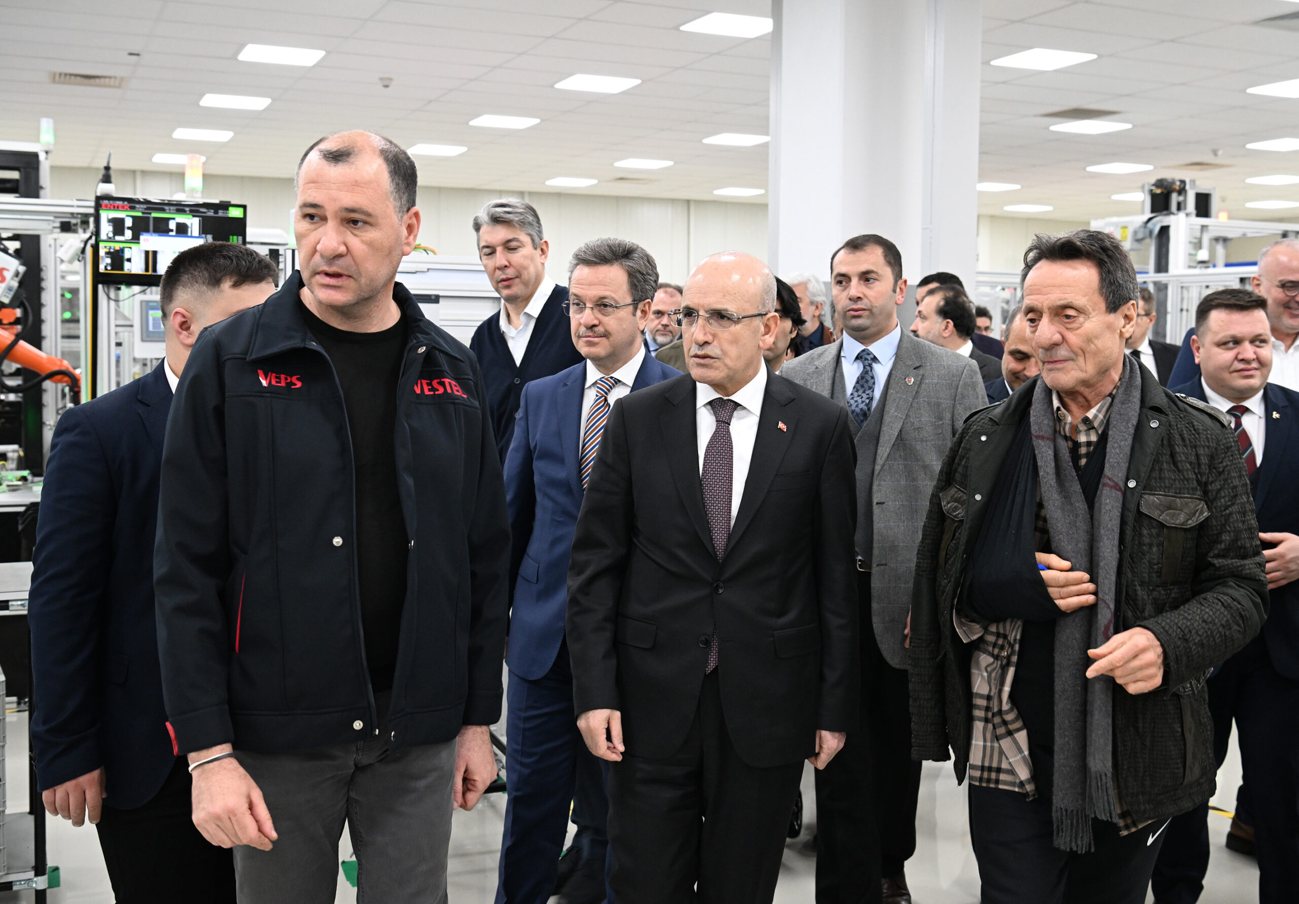 Şimşek’ten yerelde üretim mesajı