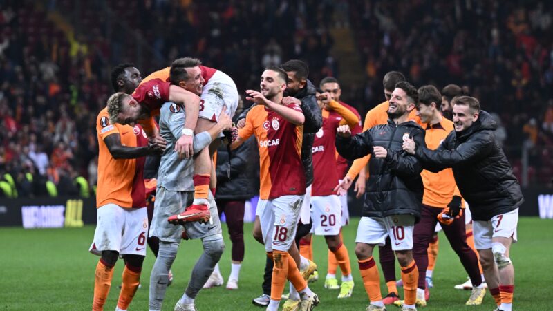 Galatasaray Prag’da tur peşinde! Kritik maç saat kaçta hangi kanalda? Sarı kırmızılılar İstanbul’da 3-2 mağlup ettiği Sparta Prag’ı bu gece