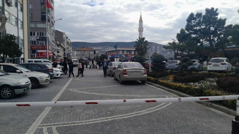 Bursa Valisi’nden Gemlik depremi açıklaması Bursa'nın Gemlik ilçesinde 4,1 büyüklüğünde deprem meydana geldi. Bursa Valisi