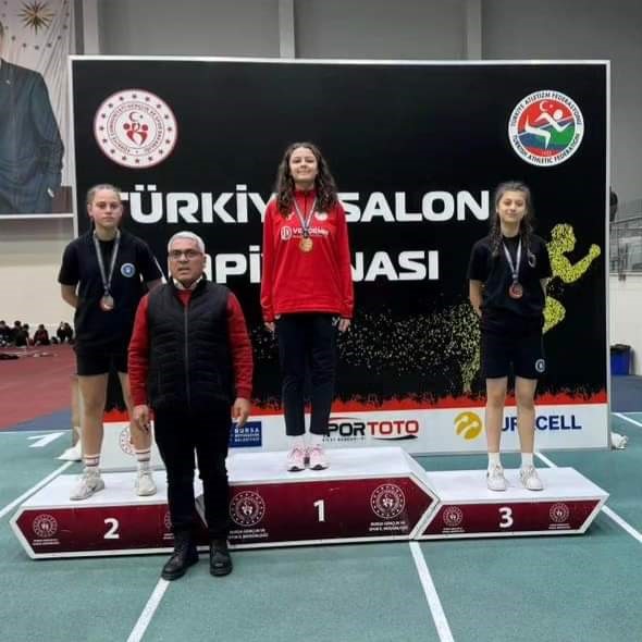 Büyükşehirli sporculardan 10 madalya Büyükşehirli sporculardan 10 madalya