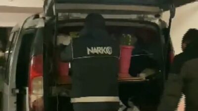 Bursa Polisi’nden zehir tacirlerine geçit yok! Çiçekçi kılığında…