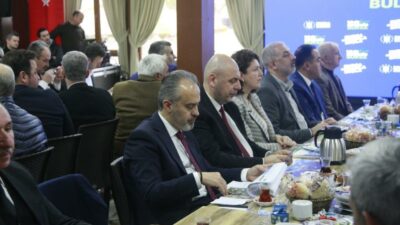 Bursa’da depremi konuşurlarken deprem oldu!