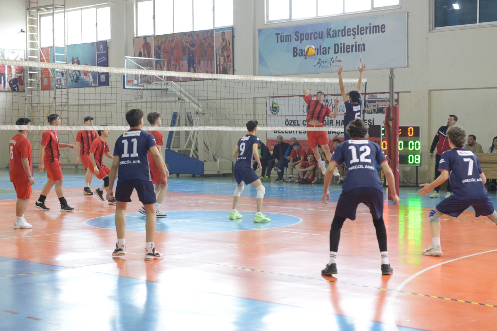 İnegöl Belediyesi Spor Festivali başladı İnegöl Belediyesi Spor Festivali başladı