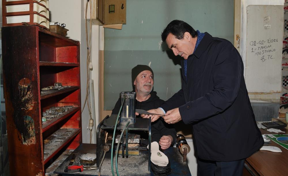 Başkan Dündar’dan ayakkabıcı esnafına destek sözü