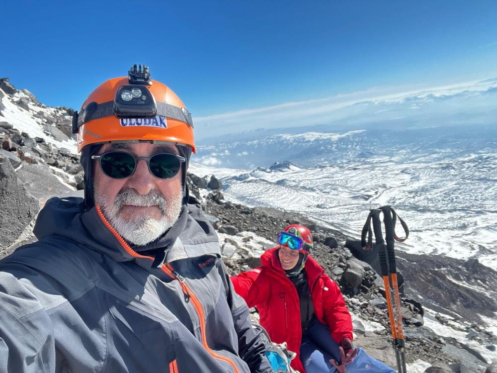 Bursalı dağcı ezber bozdu! Tüm ekip geri döndü ama…