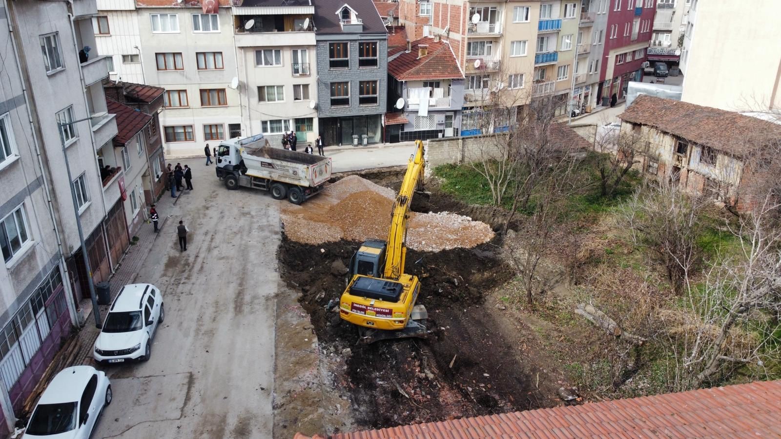 Bursa’nın bu ilçesinde trafik yükünü hafifletecek adım! Bursa’nın bu ilçesinde trafik yükünü hafifletecek adım!