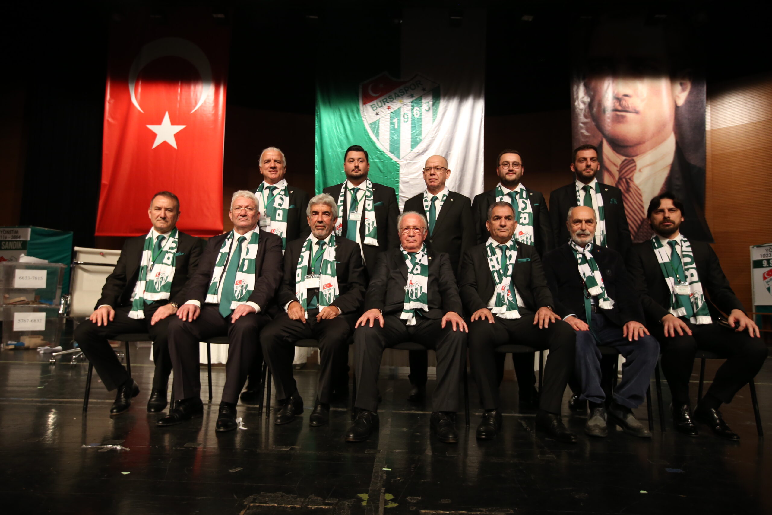 Bursaspor yönetimi görev bölümü yaptı! İşte futbolun patronu…