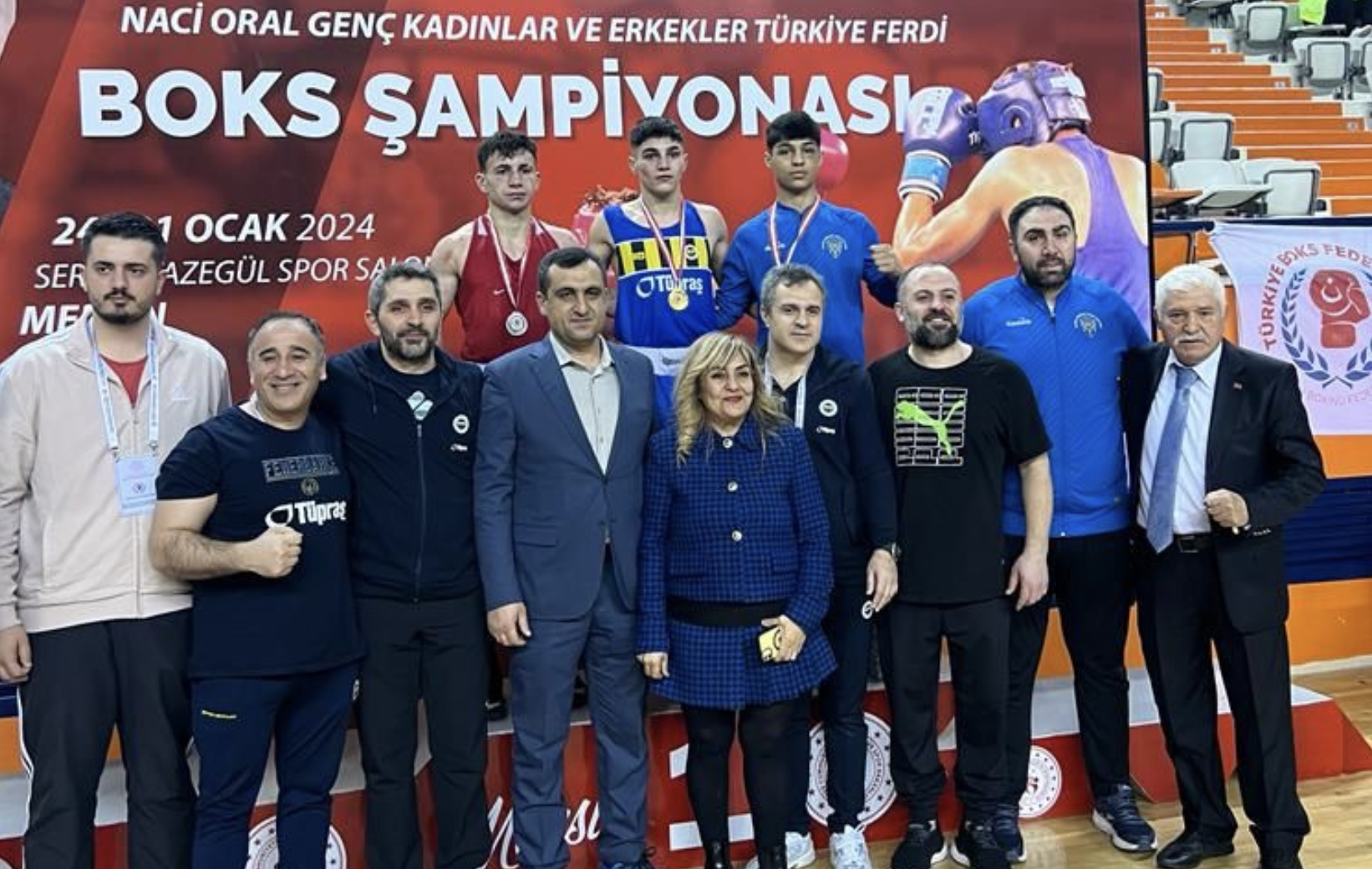 Bursa Emniyetsporlu Emirhan ve Bahuh kürsüye çıktı Bursa Emniyetsporlu Emirhan ve Bahuh kürsüye çıktı