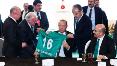 Bursaspor’dan Cumhurbaşkanı Erdoğan paylaşımı