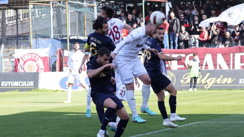 Bordo beyazlılar Ege seferinde play-off yarışında ağır yara aldı... Menemen