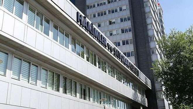 HSK’dan, Danıştay’ın göreve iade kararı verdiği hakim ve savcılar hakkında inceleme HSK’dan, Danıştay’ın göreve iade kararı verdiği hakim ve savcılar hakkında inceleme