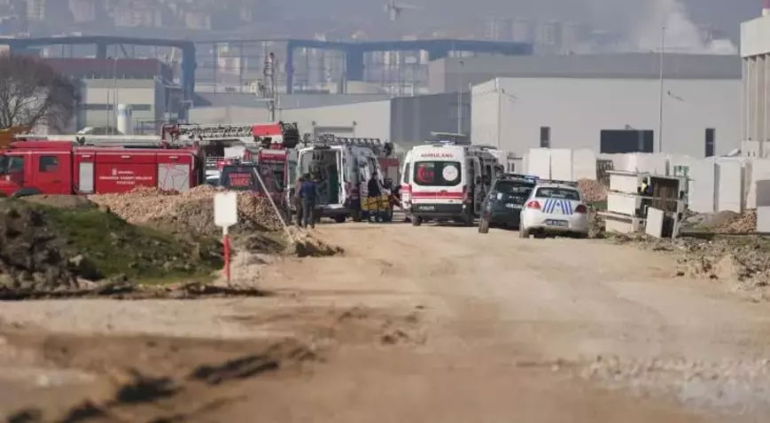 Fabrika inşaatında yangın: 2 işçi hayatını kaybetti