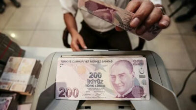 Kur korumalı mevduatta düşüş devam etti