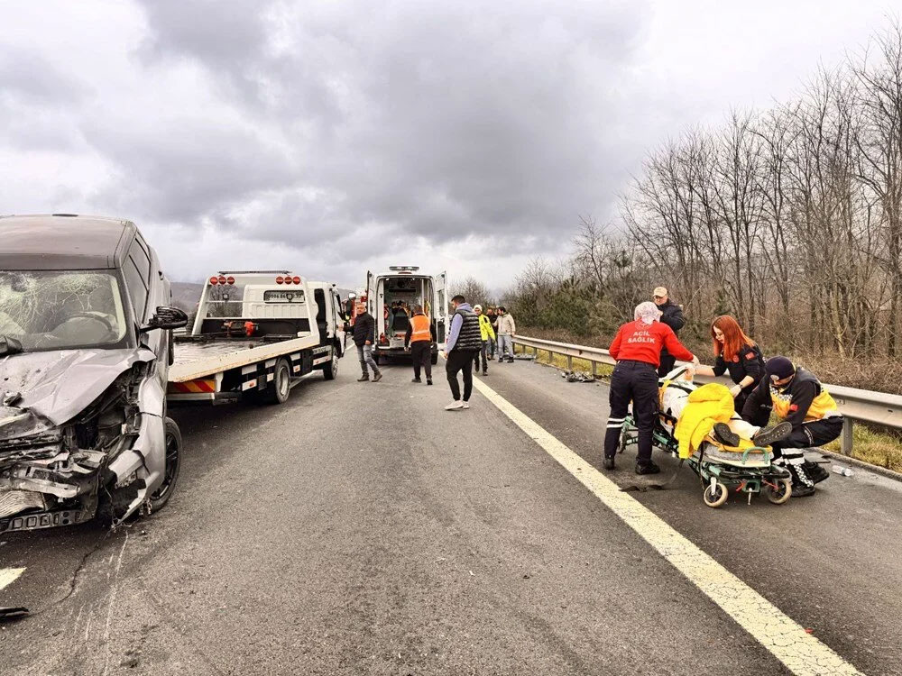 Feci kaza: 2 ölü, 3 yaralı