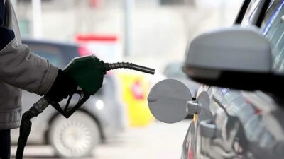 Akaryakıtta karta zam nakite indirim talebi