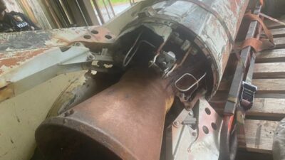 Evin garajından nükleer füze çıktı