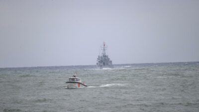 Batan gemiye 36 dalış yapıldı! Kayıp 4 kişiden iz yok