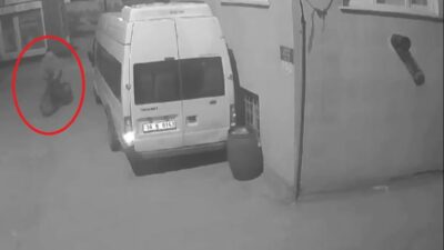 Bursa’da bisikletli hırsız kamerada