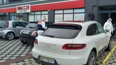 Bursa’da çalışır vaziyetteki araçta ölü bulundu