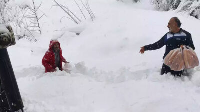 Artvin’de 119 köy yolu kardan kapandı! Hoparlörlerden çığ uyarısı yapıldı