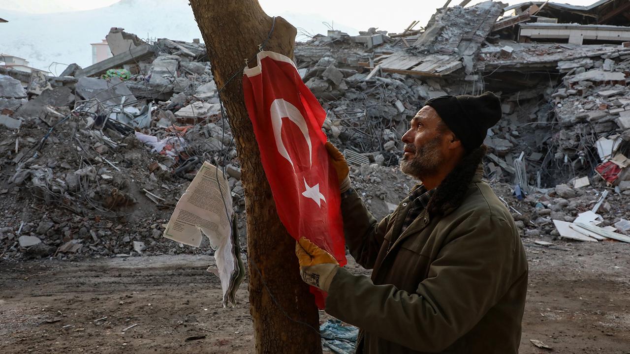 Bakan Yerlikaya: 53 bin 537 canımızı yitirdik