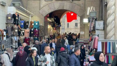 Bursa’da bugün dışarı çıkan soluğu orada aldı! Akın ettiler…