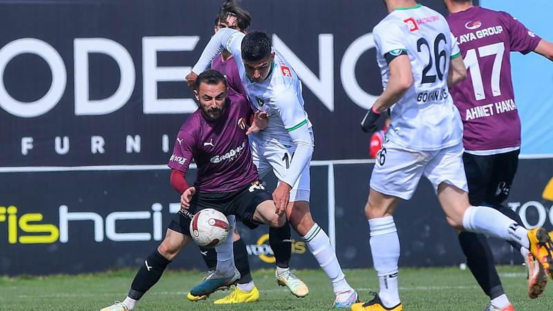 2. Lig’deki Bursa takımı dört köşe