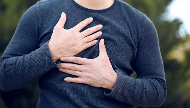 Sürücü kalp krizi geçirdi: 1 ölü, 4 yaralı