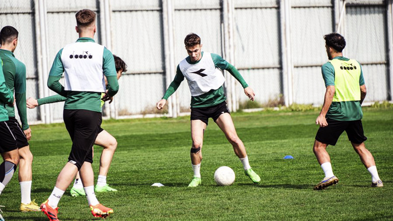 Bursaspor’da Bucaspor hazırlıkları sürüyor