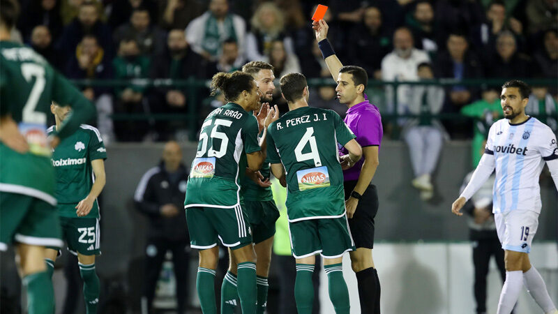 Yunanistan Süper Ligi'nde teknik direktörlüğünü Fatih Terim'in yaptığı Panathinaikos, konuk