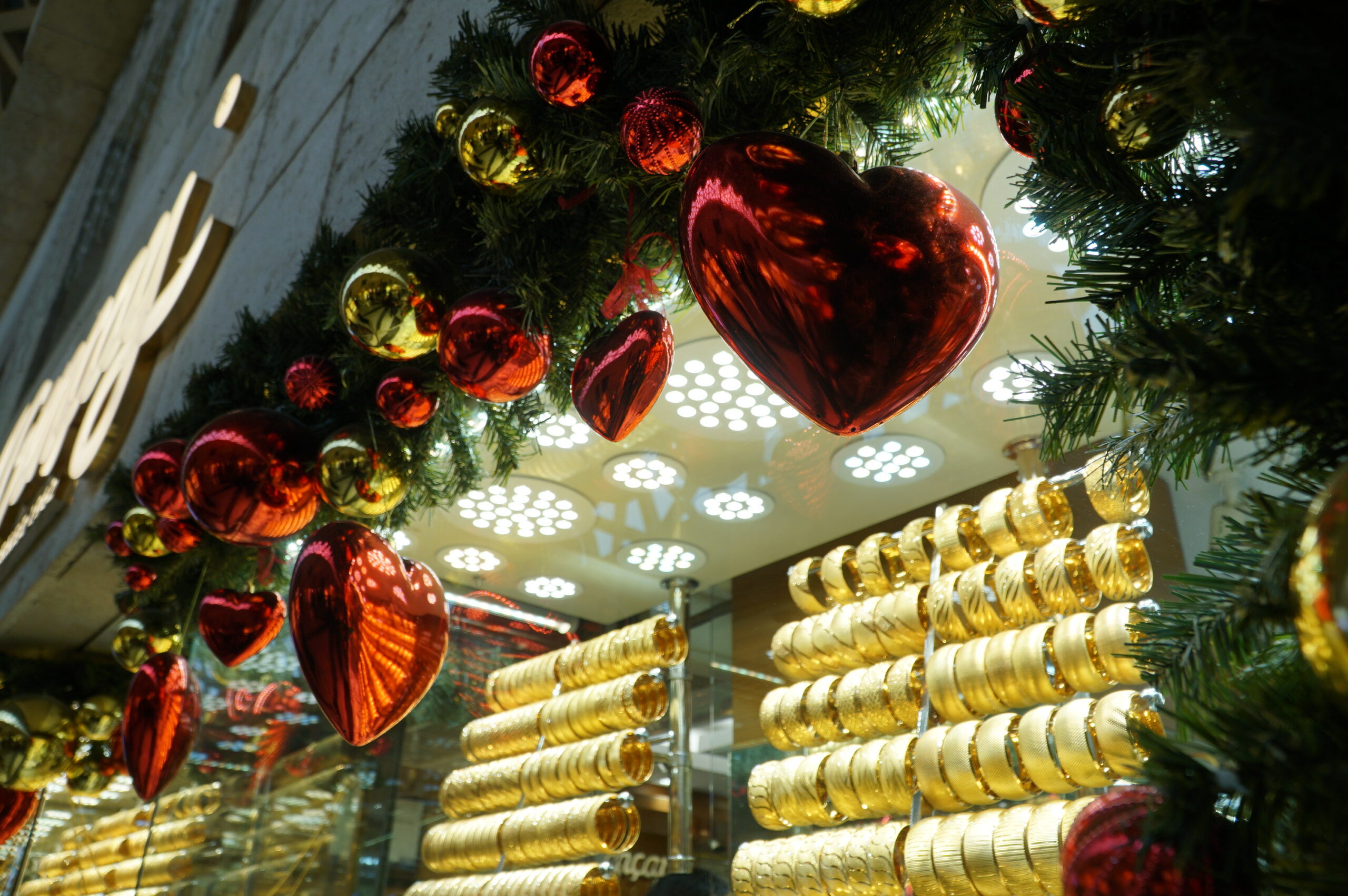 Sevgililer Günü geldi çattı! Bursa’da mücevher fiyatları ne kadar?