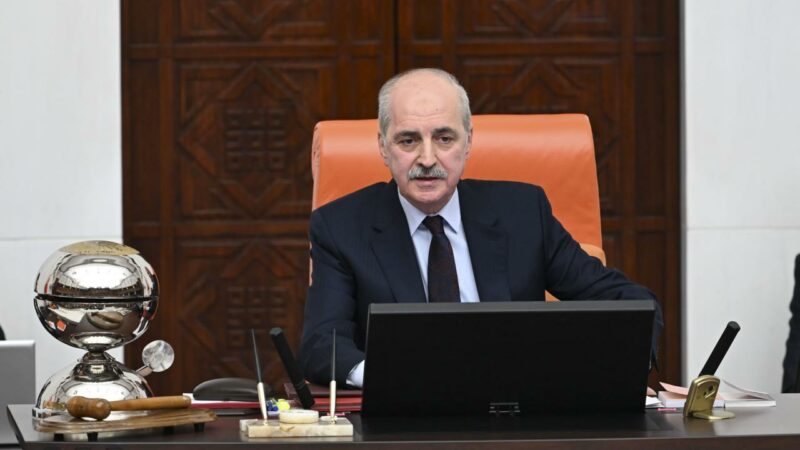 Kurtulmuş’tan yeni anayasa açıklaması: ‘Meclis bu güce sahip’ TBMM Başkanı Kurtulmuş, "Yargı kurumları arasında güç mücadelesinin olmayacağı bir