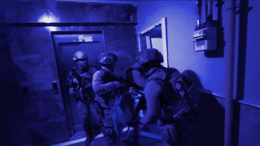 Bakan Yerlikaya duyurdu! Organize suç örgütü çökertildi