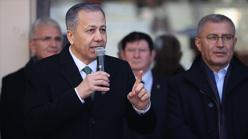 Bakan Yerlikaya’dan açıklama: Süratle aşağı doğru iniyor