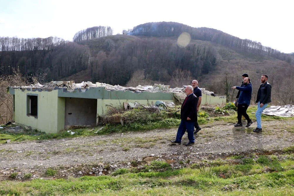Heyelan köyü yutmaya başladı olayın nedeni herkesi şaşırttı