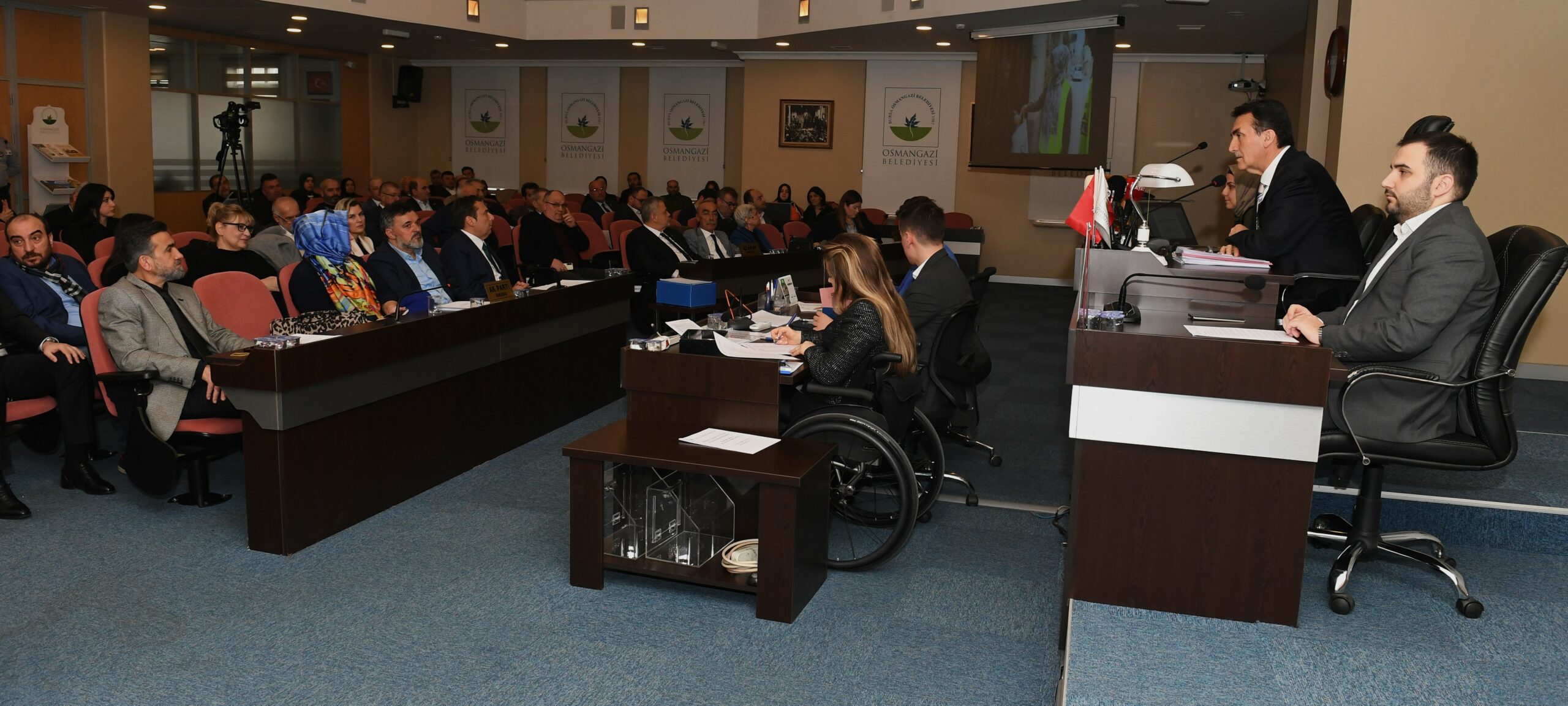 Osmangazi’de dönemin son meclis toplantısı yapıldı