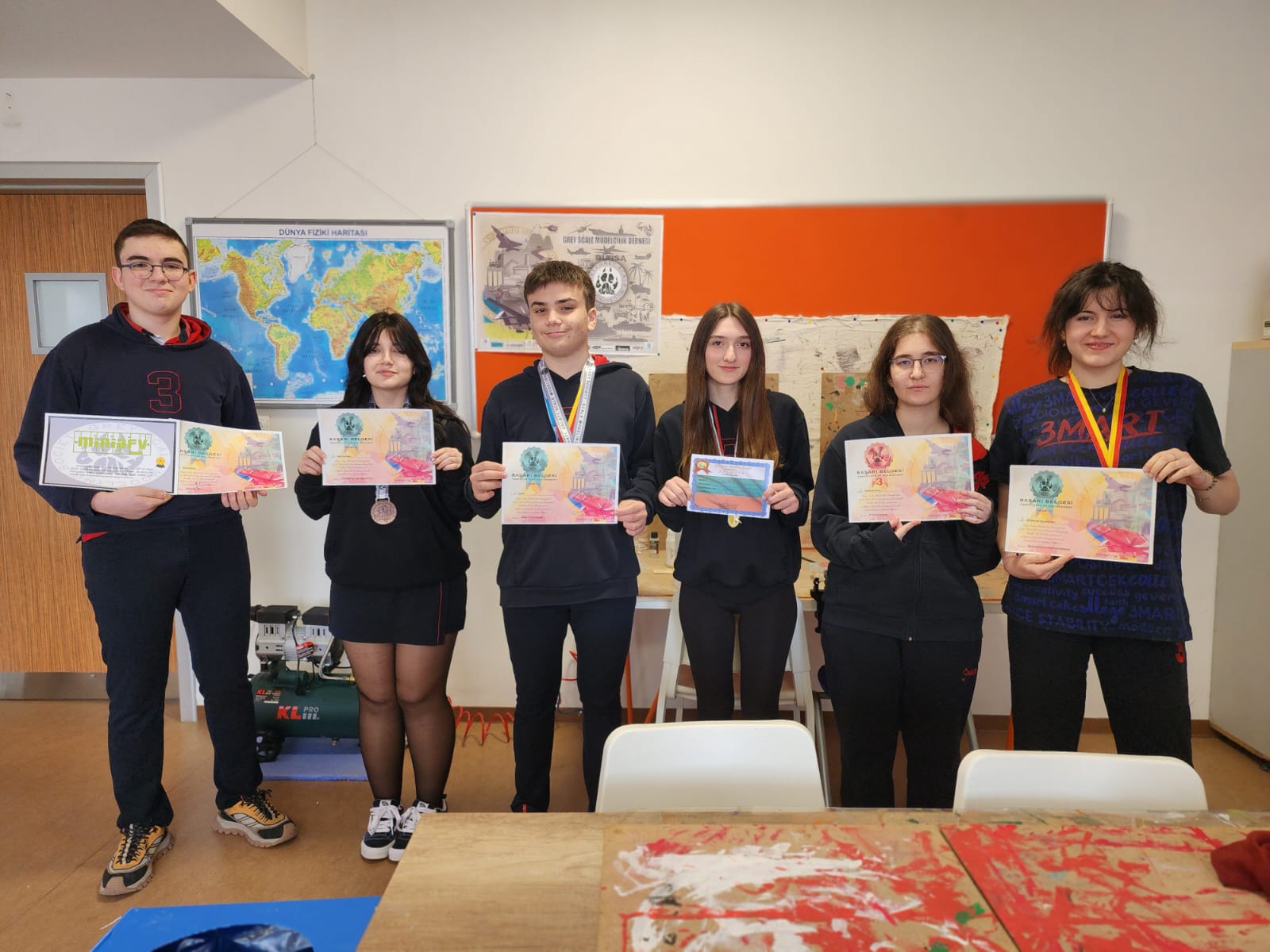 3 Mart Eğitim Kurumları, ödülleri topladı! 3 Mart Eğitim Kurumları, ödülleri topladı!