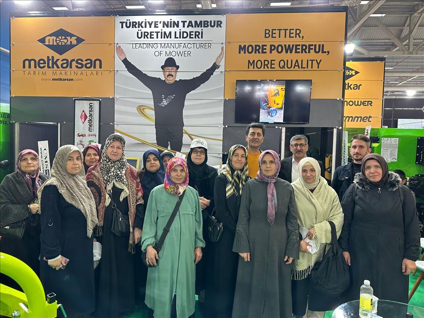 İnegöllü kadın çiftçiler Konya Tarım Fuarı’nı gezdi