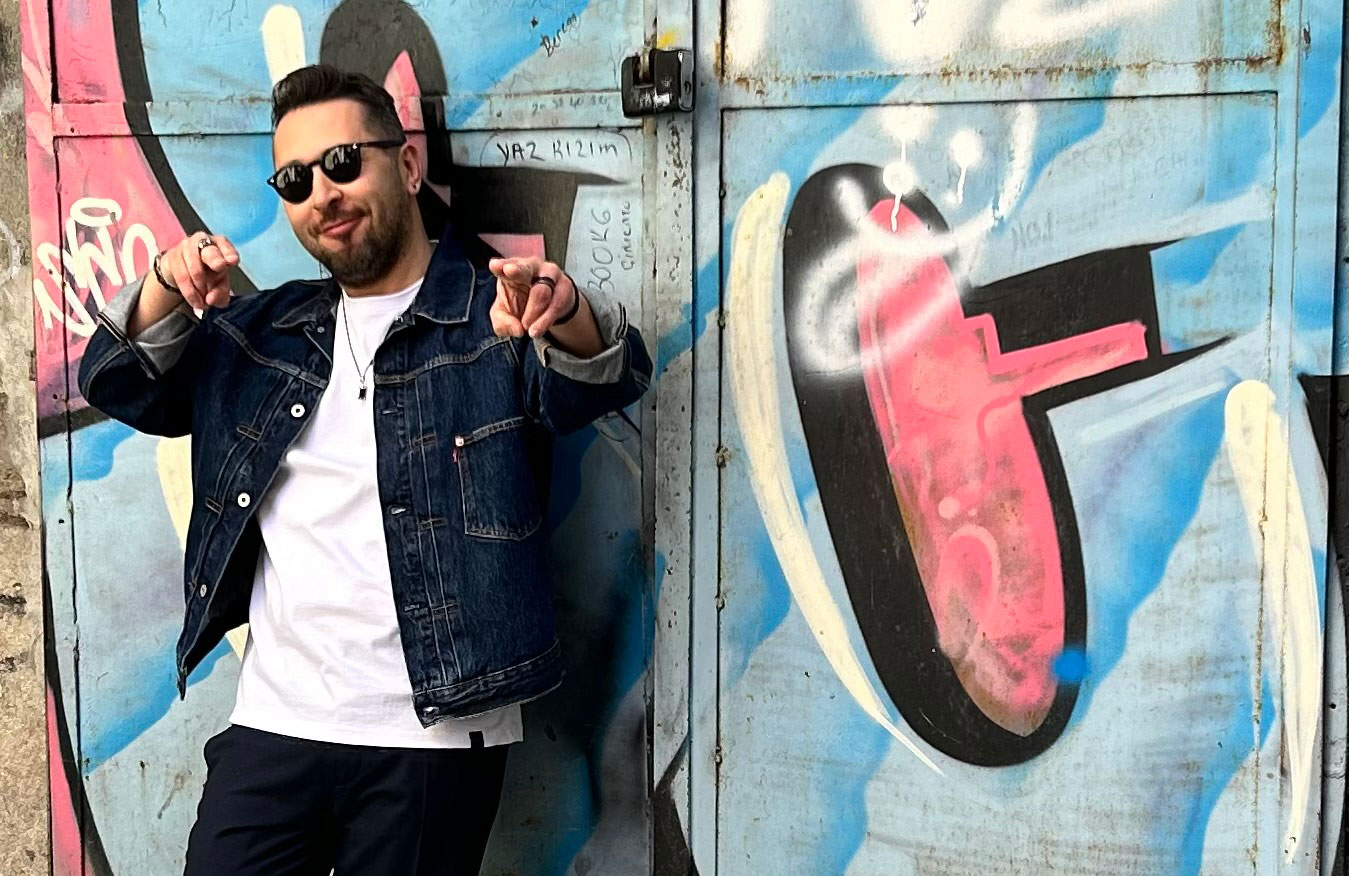 Hakan’dan renkli klip Hakan’dan renkli klip