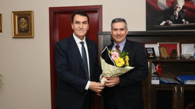 Başkan Dündar’dan sağlık çalışanlarına sürpriz