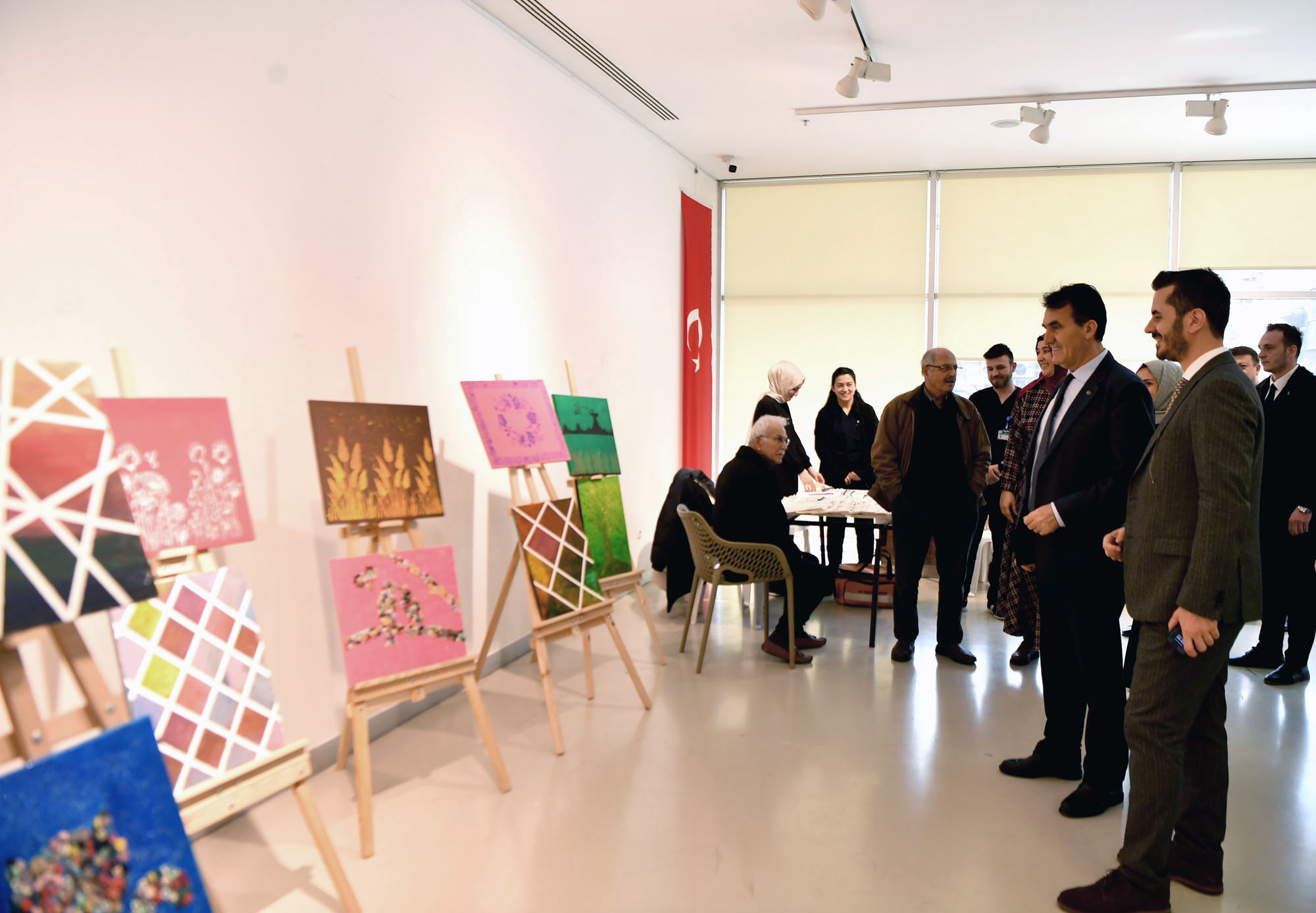 ALBAM sakinlerinden Yaşlılar Haftası sergisi 9 3 4 1