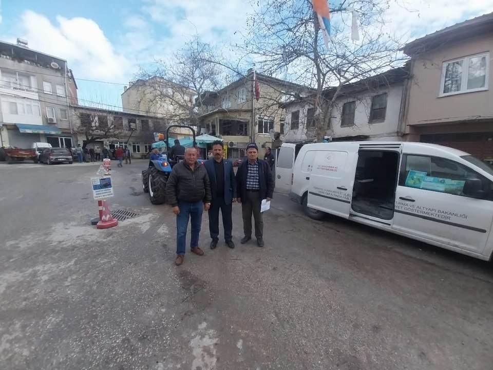 Mudanya’da 3 bin traktör sahibine yerinde muayene hizmeti Mudanya’da 3 bin traktör sahibine yerinde muayene hizmeti