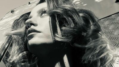 Serenay Sarıkaya’dan Tokyo Paylaşımı!