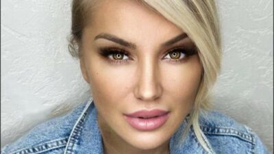 Songül Karlı’dan dekolteli kuaför paylaşımı!