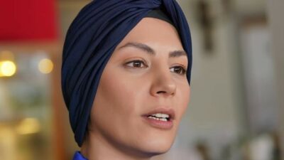 Kızılcık Şerbeti’nin Leman’ı pozlarıyla sosyal medyayı salladı!