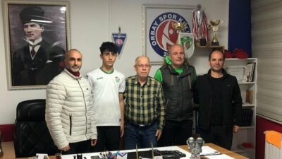 Bursaspor’a 14 yaşında sürpriz transfer!