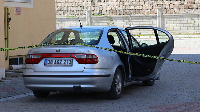 Hastane yolunda can verdi