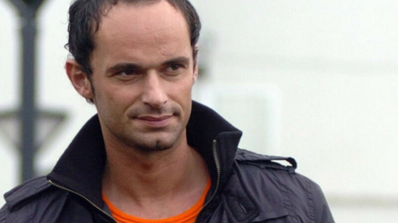 Eski milli futbolcu Ersen Martin vefat etti Eski milli futbolcu Ersen Martin hayatını kaybetti. Futbolculuk kariyerinde aralarında