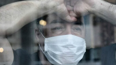 Uzmanlardan pandemi uyarısı: Yeniden kapanma olur mu?