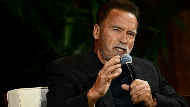 Arnold Schwarzenegger’e kalp pili takıldı: Biraz daha makineye dönüştüm